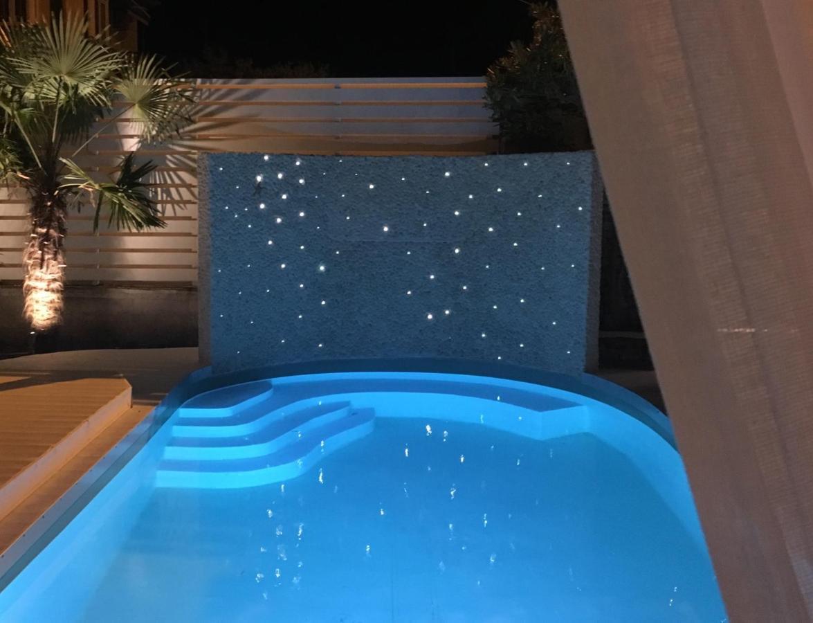 Byblos Mare-The Exclusive Beach Front Villa Skala Sotiros Exterior foto