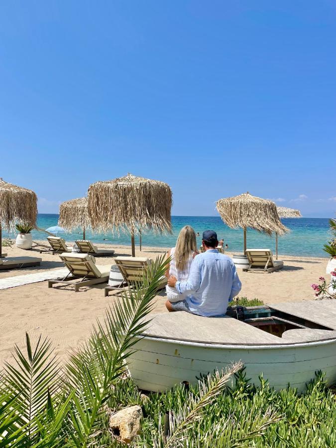 Byblos Mare-The Exclusive Beach Front Villa Skala Sotiros Exterior foto