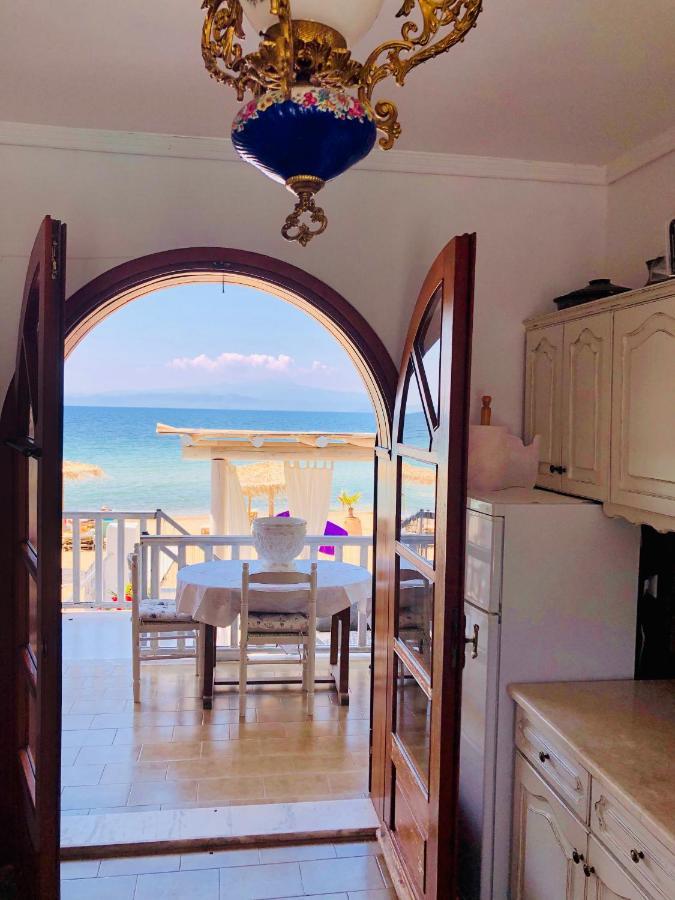 Byblos Mare-The Exclusive Beach Front Villa Skala Sotiros Exterior foto
